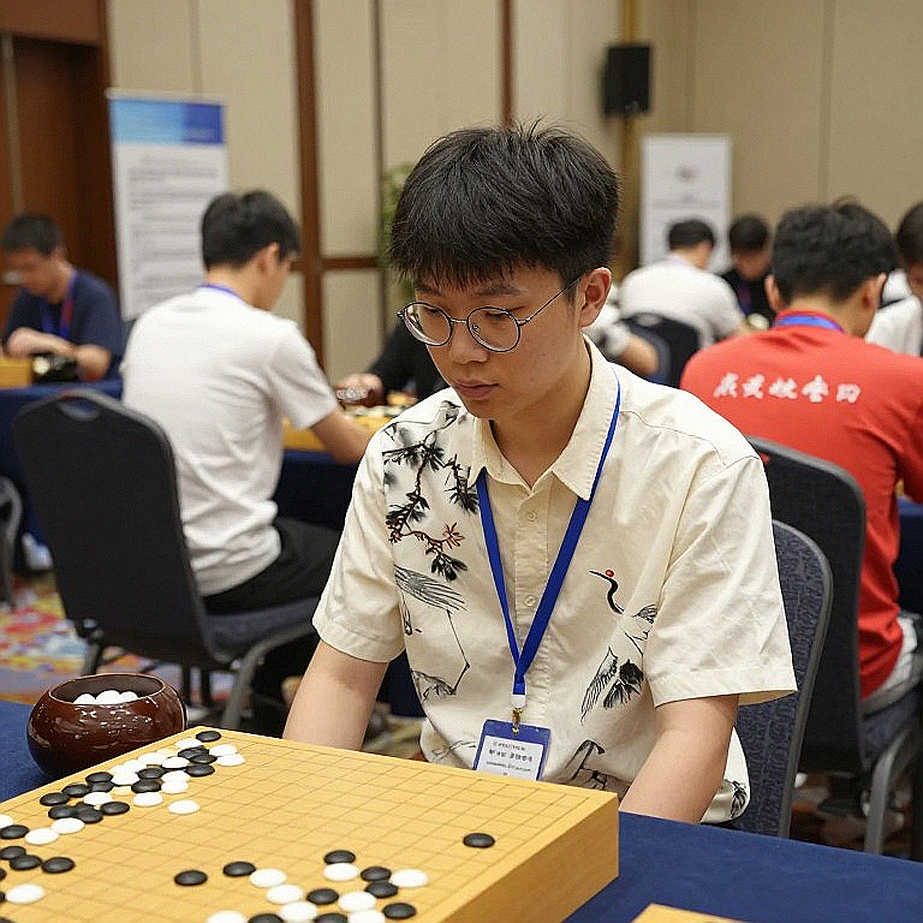 A Title in Samarkand, a Body in Prague: ChessBase Magazine #225 and the Quiet Ledger of Chess Training A Title in Samarkand, a Body in Prague: ChessBase Magazine #225 and the Quiet Ledger of Chess Training