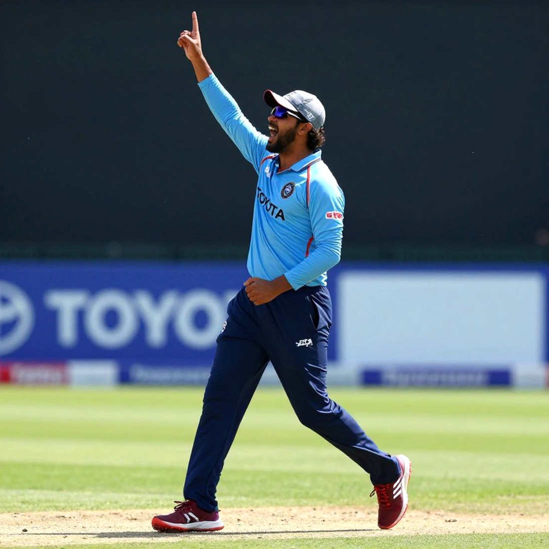 The Scan Is One Frame, the Sequence Is the Film: Fast-Bowling Load in the January–March League Stack The Scan Is One Frame, the Sequence Is the Film: Fast-Bowling Load in the January–March League Stack